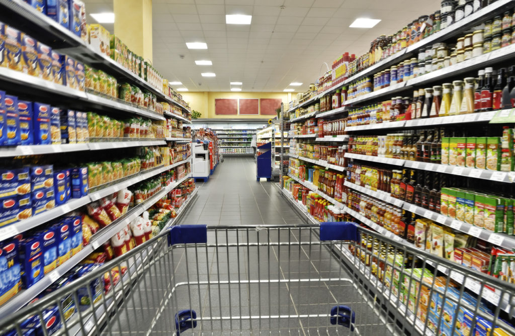 Empty shopping cart in the supermarket